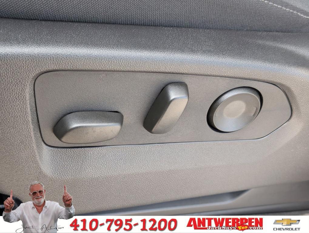 new 2025 Chevrolet Silverado 1500 car, priced at $46,644