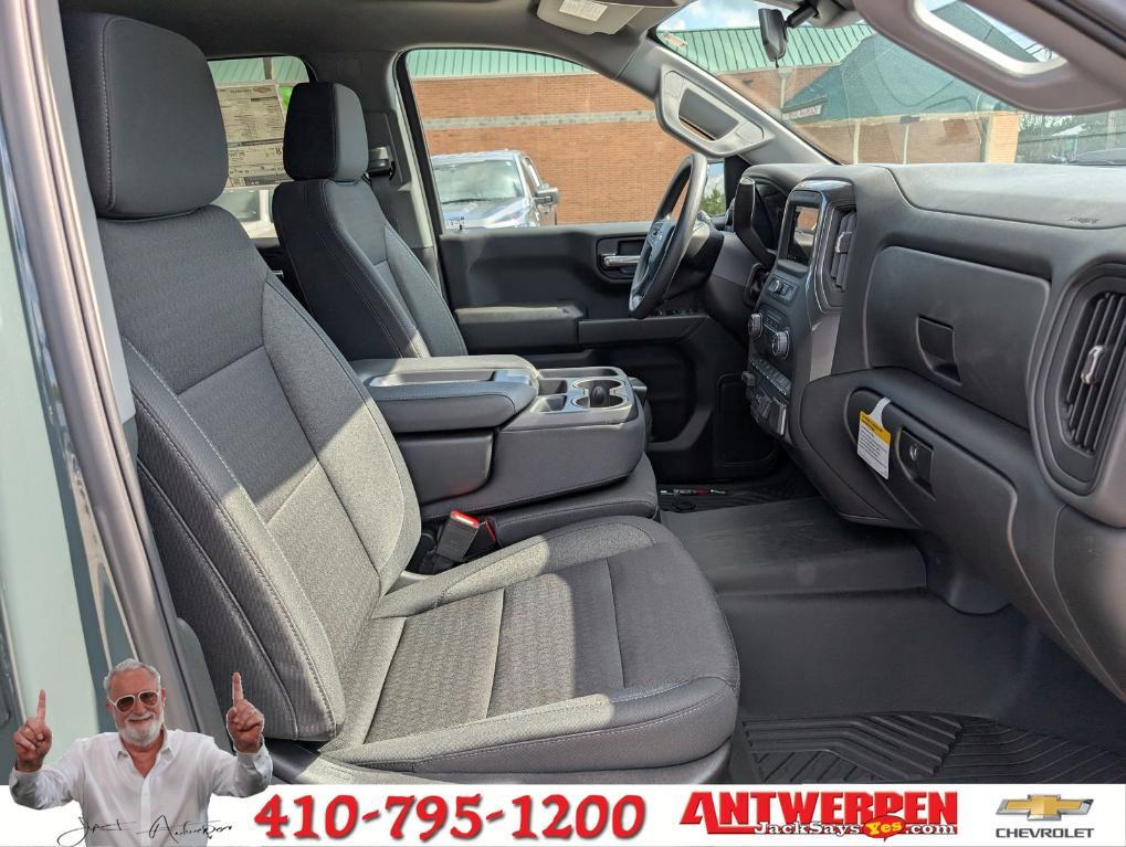 new 2025 Chevrolet Silverado 1500 car, priced at $46,644