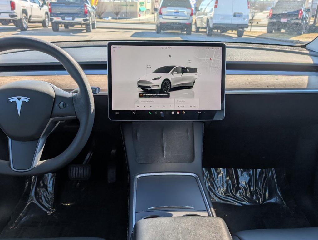 used 2022 Tesla Model Y car, priced at $27,500