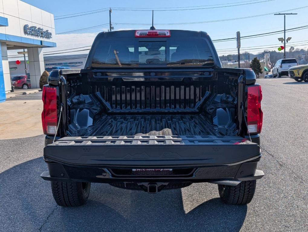 new 2025 Chevrolet Colorado car, priced at $48,040