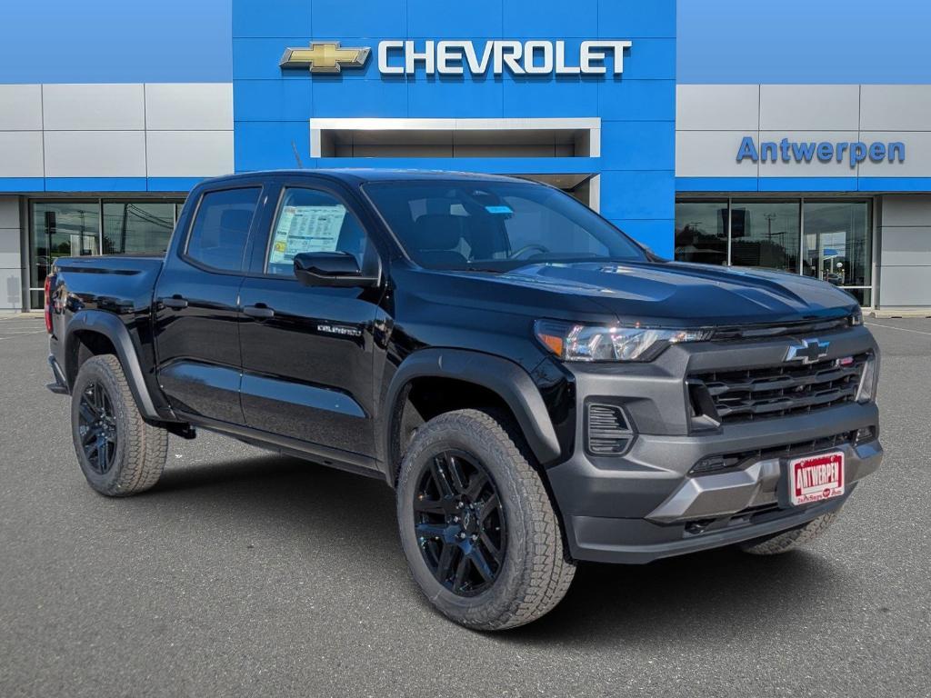 new 2025 Chevrolet Colorado car, priced at $48,040