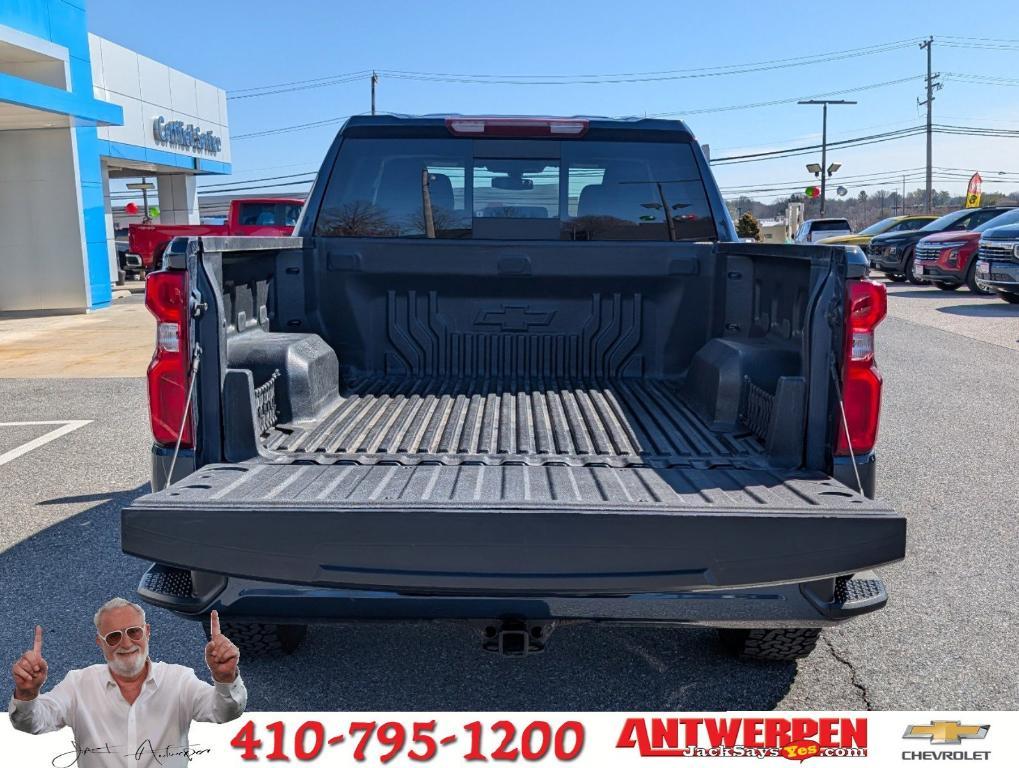 used 2021 Chevrolet Silverado 1500 car, priced at $33,000