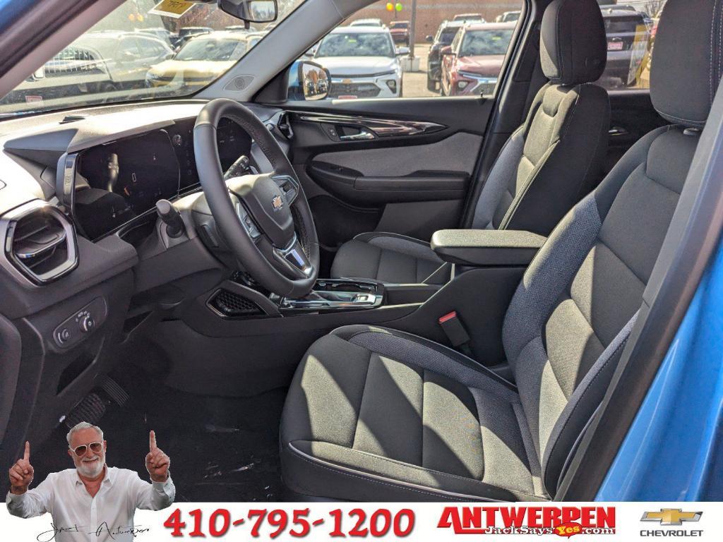 new 2025 Chevrolet TrailBlazer car, priced at $27,569