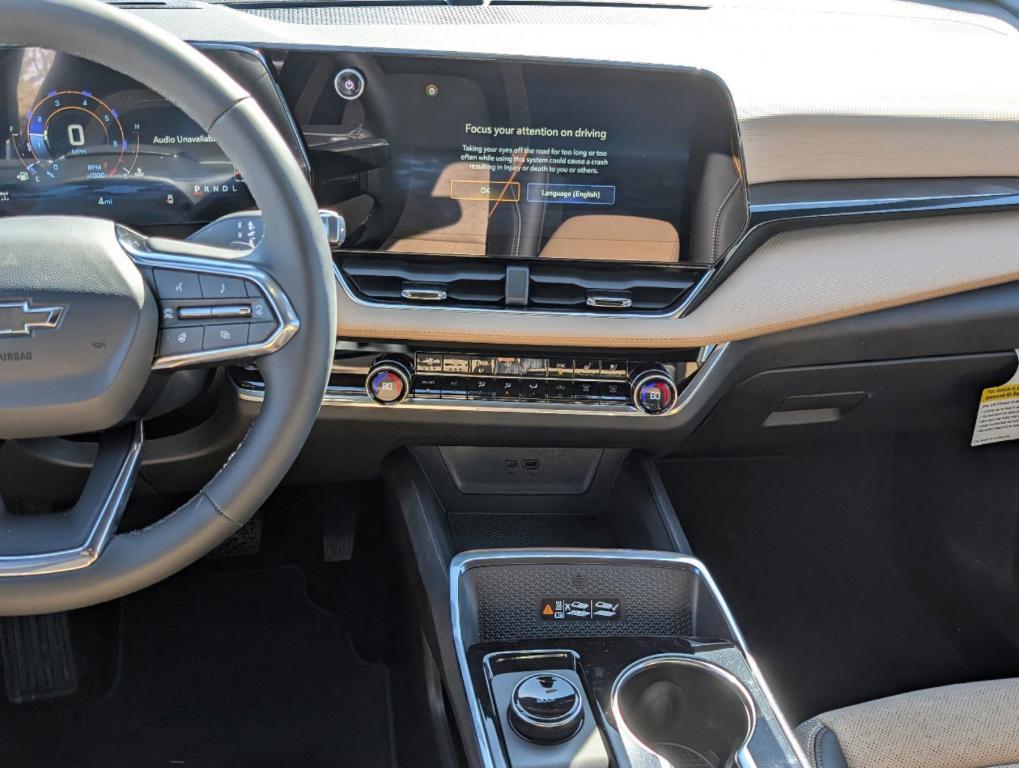 new 2025 Chevrolet Equinox car, priced at $34,072