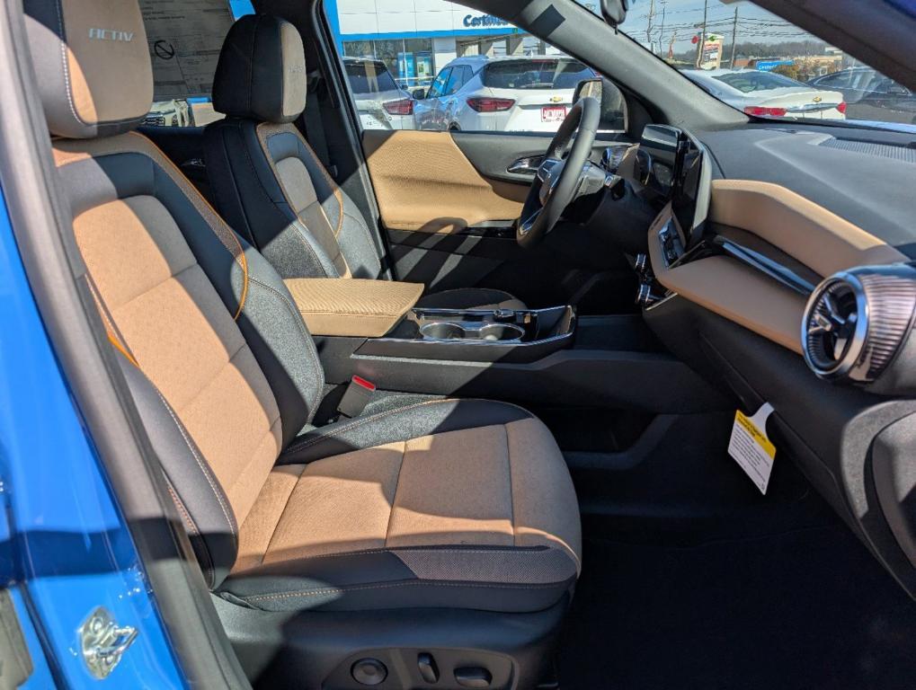 new 2025 Chevrolet Equinox car, priced at $34,072