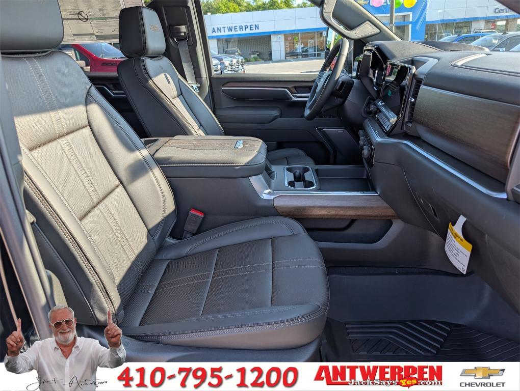 new 2025 Chevrolet Silverado 3500 car, priced at $85,166