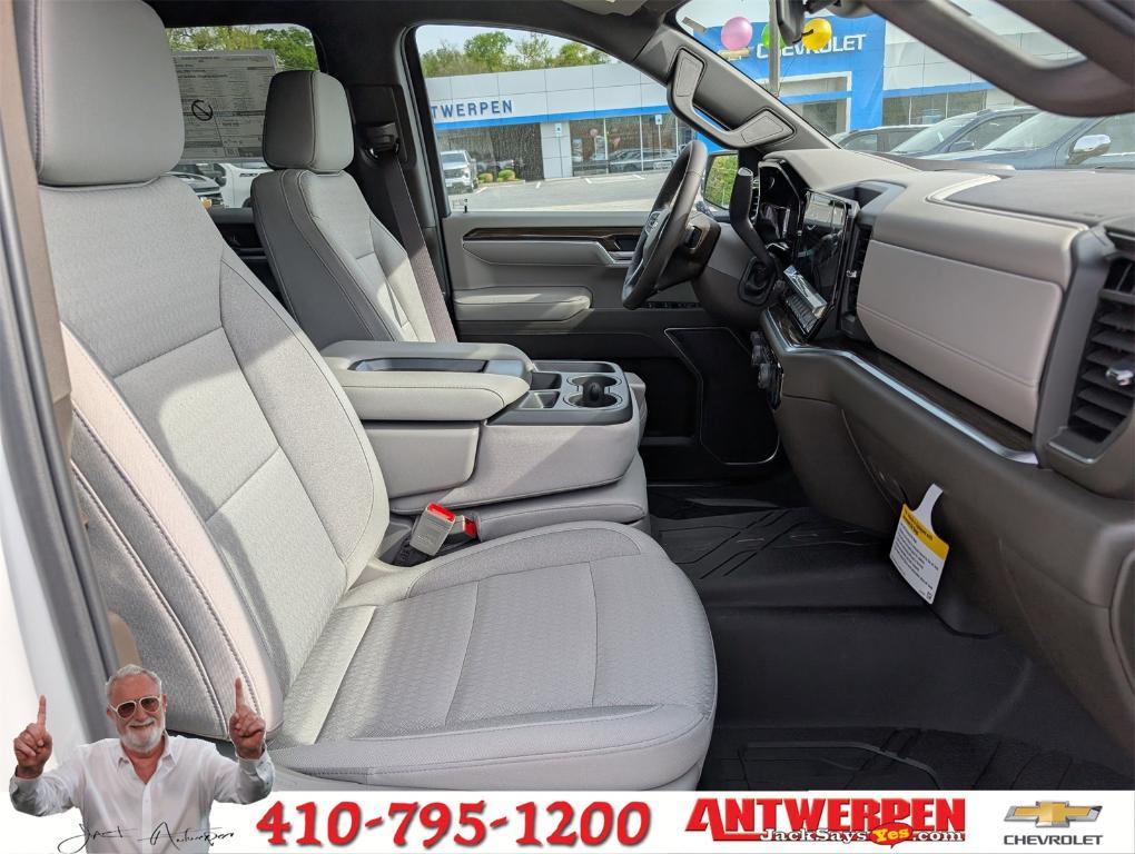 new 2025 Chevrolet Silverado 1500 car, priced at $50,389