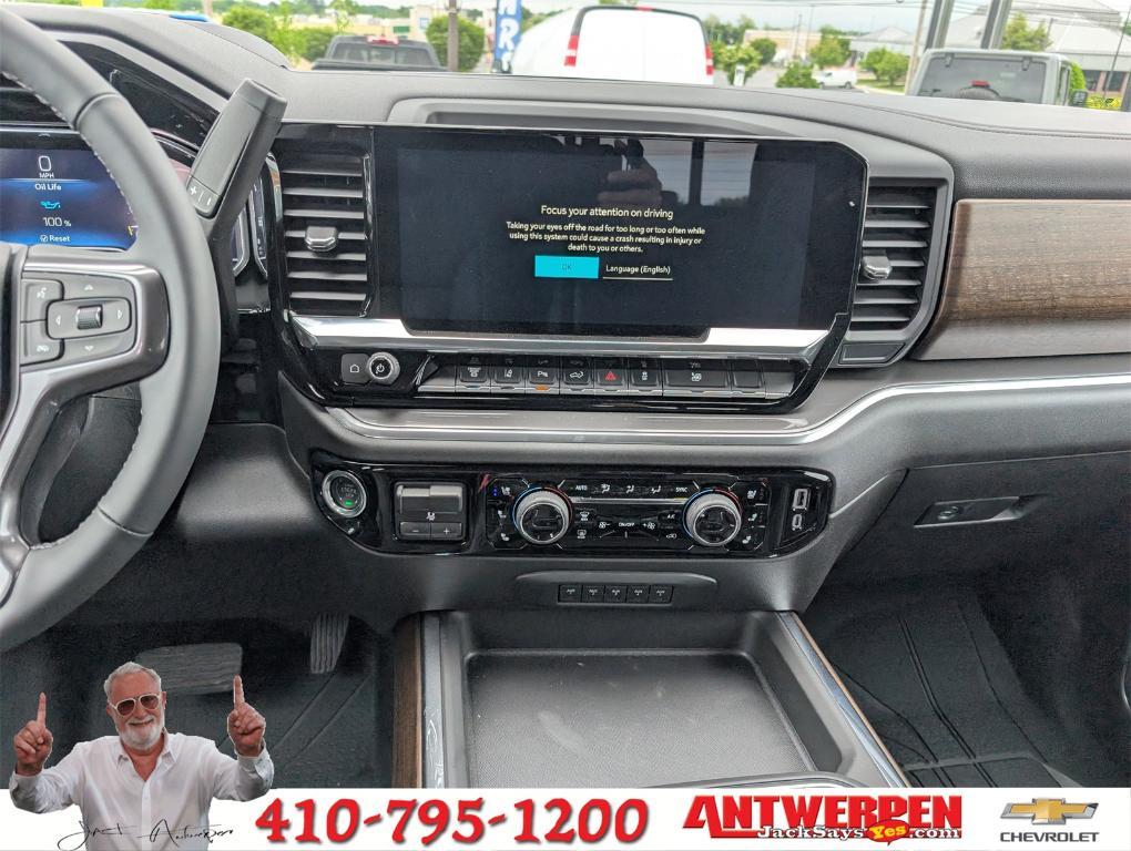 new 2025 Chevrolet Silverado 3500 car, priced at $91,590