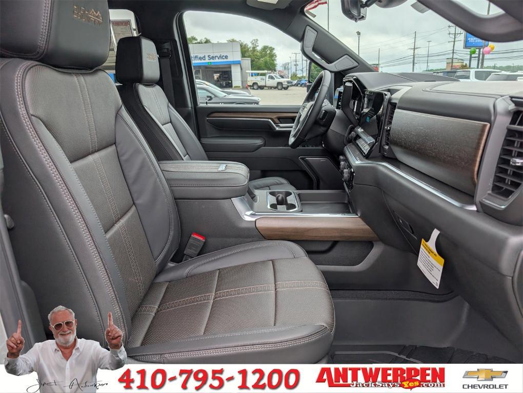 new 2025 Chevrolet Silverado 3500 car, priced at $91,590