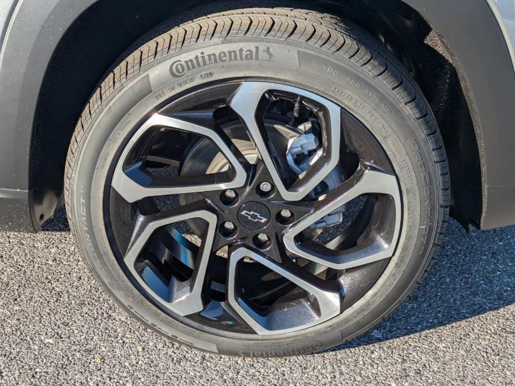 new 2025 Chevrolet Trax car, priced at $24,178