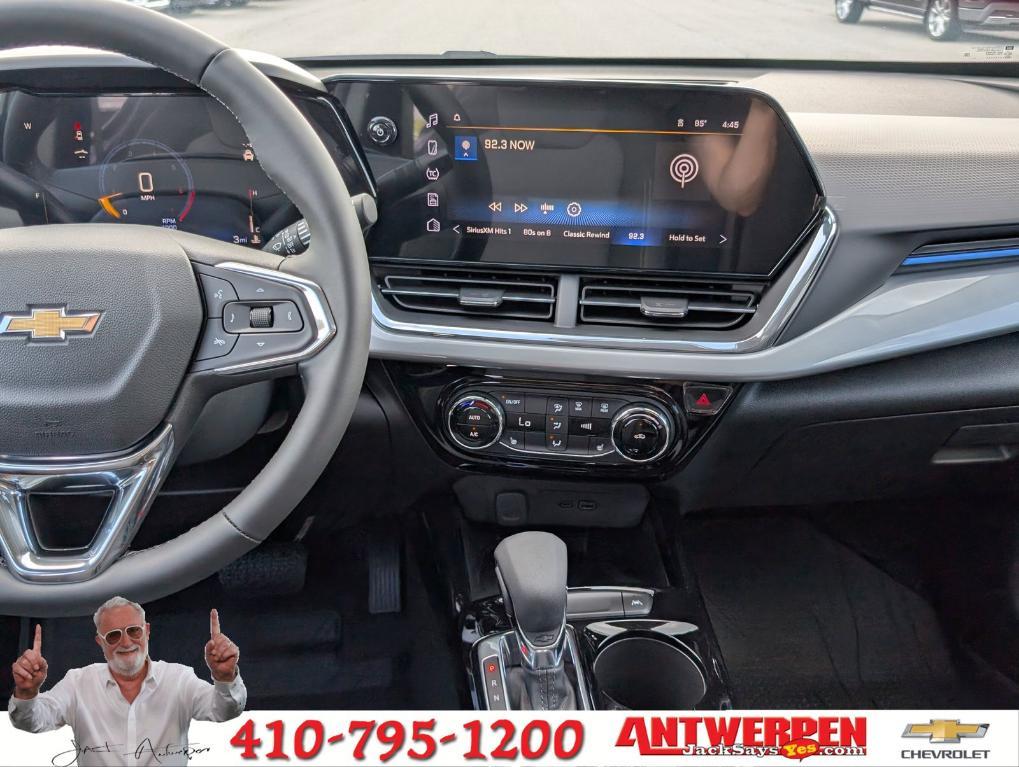 new 2025 Chevrolet Trax car, priced at $24,303