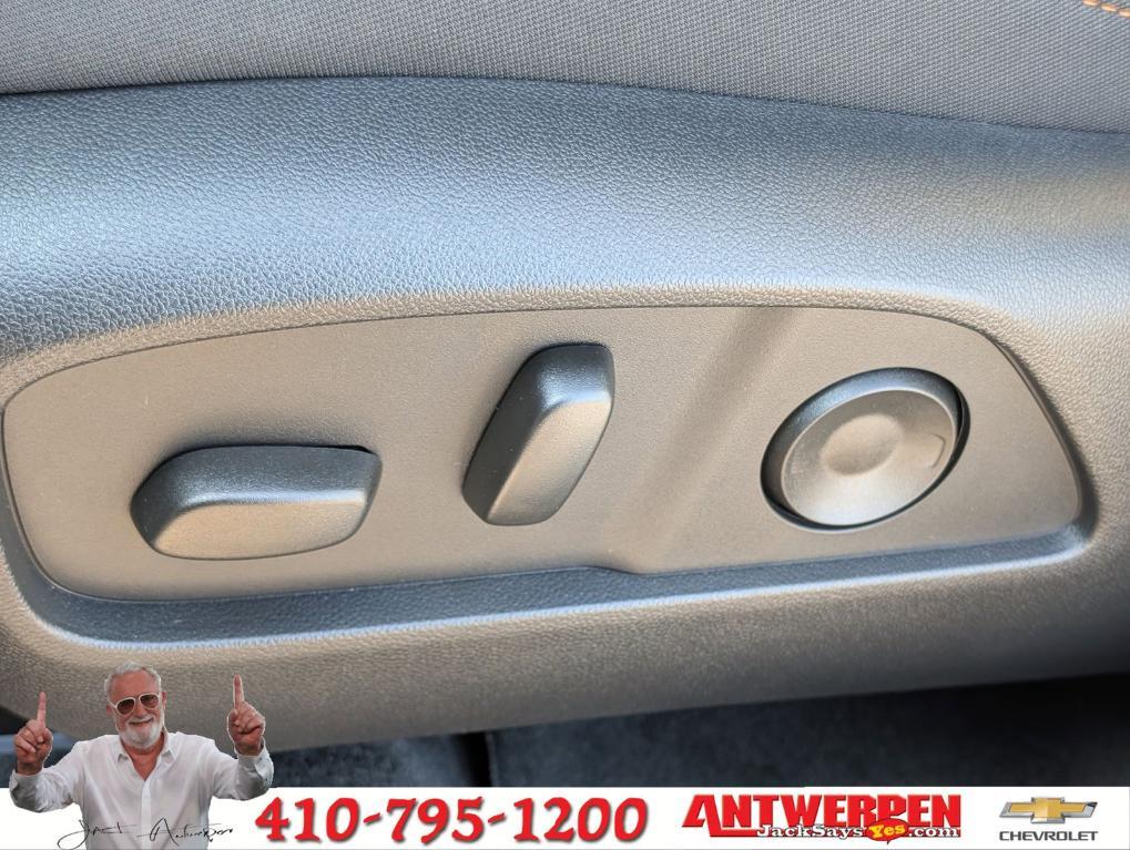 new 2026 Chevrolet Equinox car, priced at $37,093