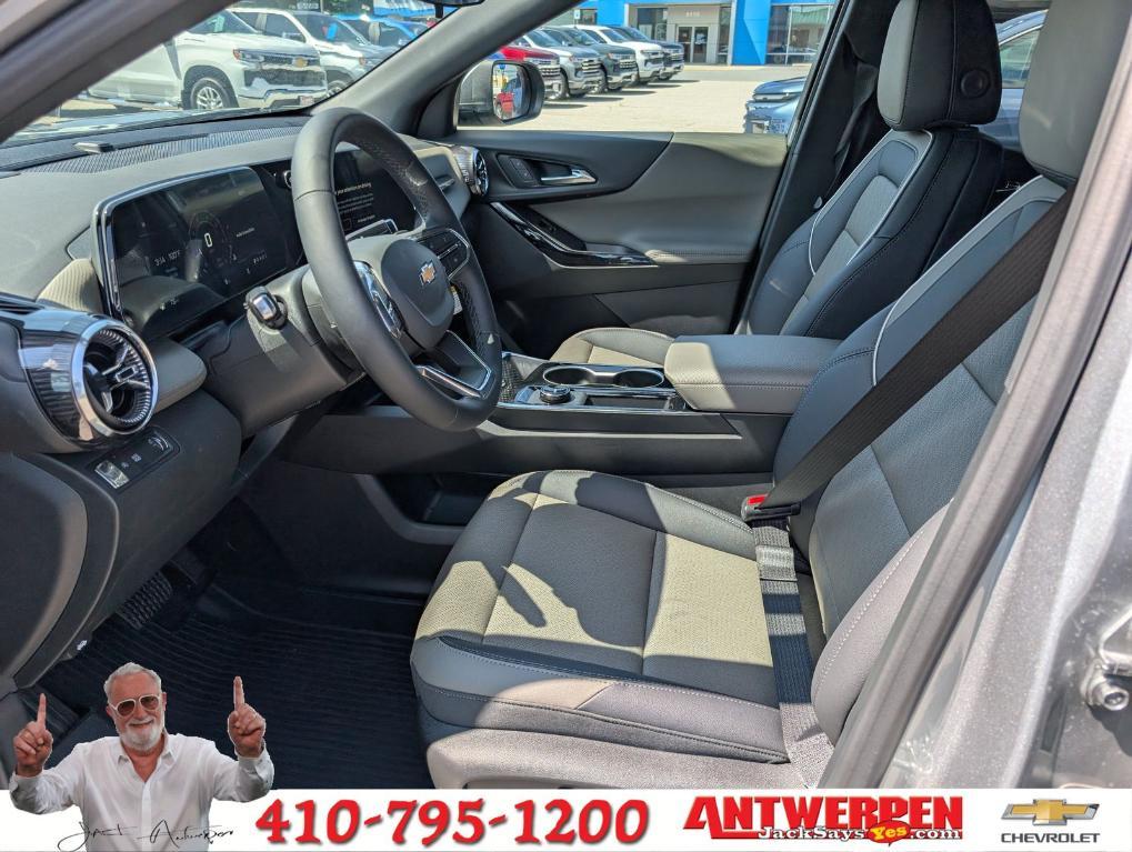 new 2026 Chevrolet Equinox car, priced at $30,204