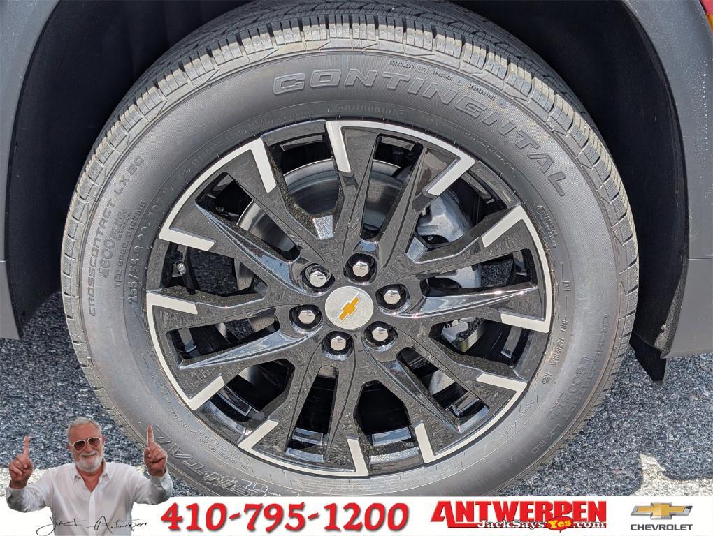 new 2025 Chevrolet Traverse car, priced at $49,040