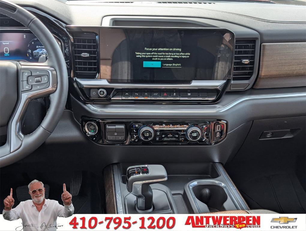 new 2025 Chevrolet Silverado 1500 car, priced at $70,576