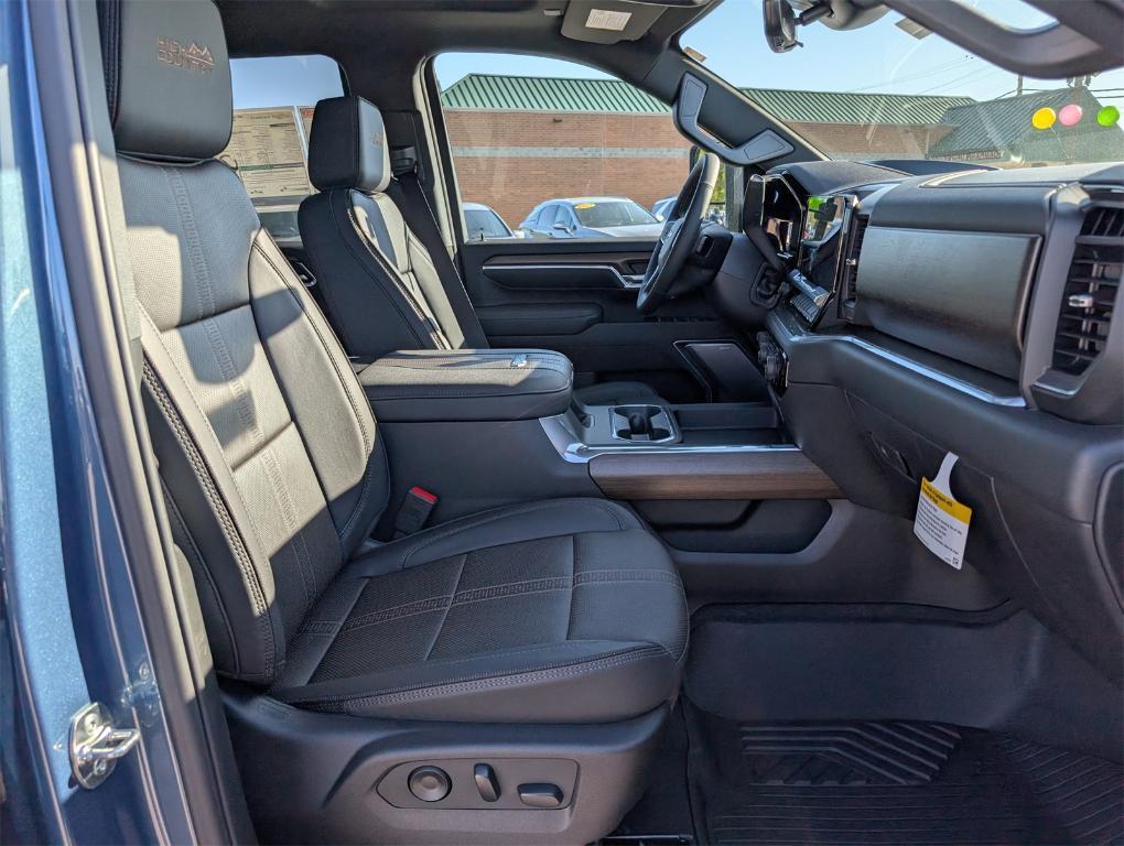 new 2025 Chevrolet Silverado 3500 car, priced at $90,660