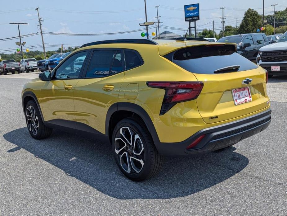 new 2025 Chevrolet Trax car, priced at $26,227