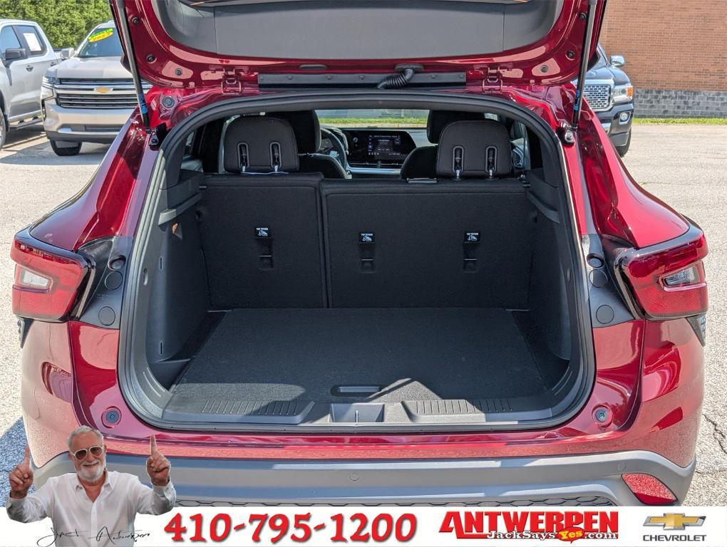 new 2025 Chevrolet Trax car, priced at $23,621