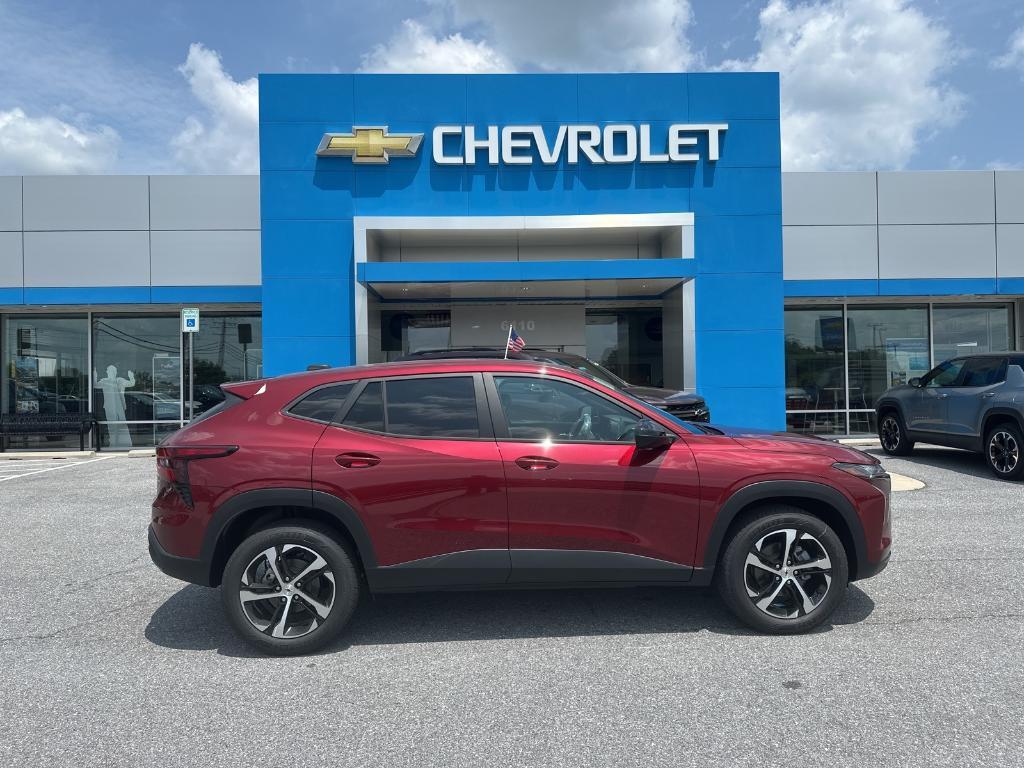 new 2025 Chevrolet Trax car, priced at $25,300