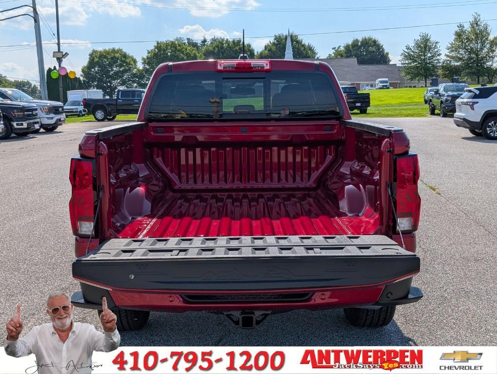 new 2025 Chevrolet Colorado car, priced at $39,178