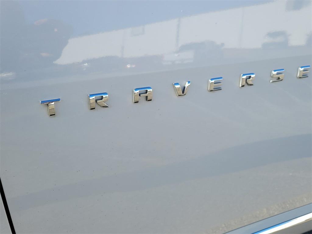 used 2018 Chevrolet Traverse car, priced at $26,900