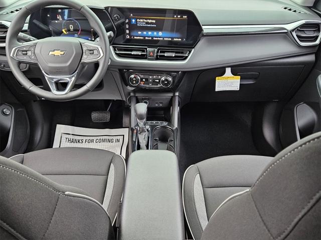 new 2025 Chevrolet TrailBlazer car, priced at $28,416