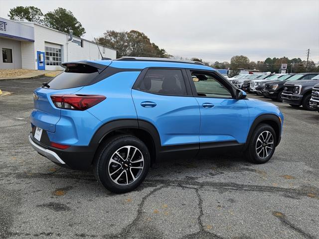 new 2025 Chevrolet TrailBlazer car, priced at $28,416