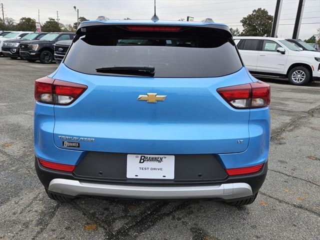 new 2025 Chevrolet TrailBlazer car, priced at $28,416