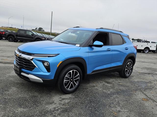 new 2025 Chevrolet TrailBlazer car, priced at $28,416