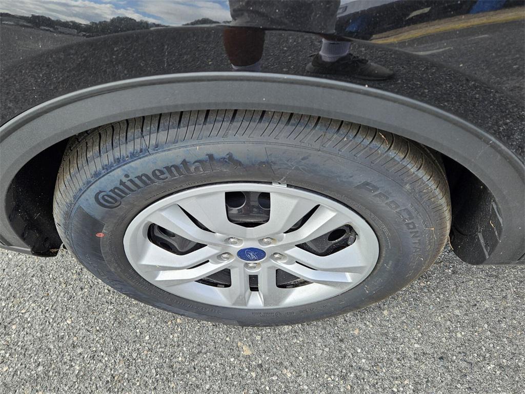 used 2024 Ford Escape car, priced at $24,224