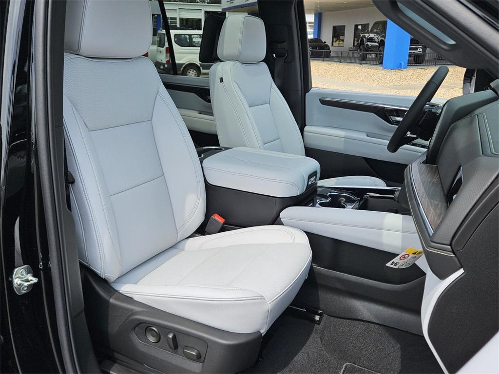 new 2025 Chevrolet Tahoe car, priced at $87,455