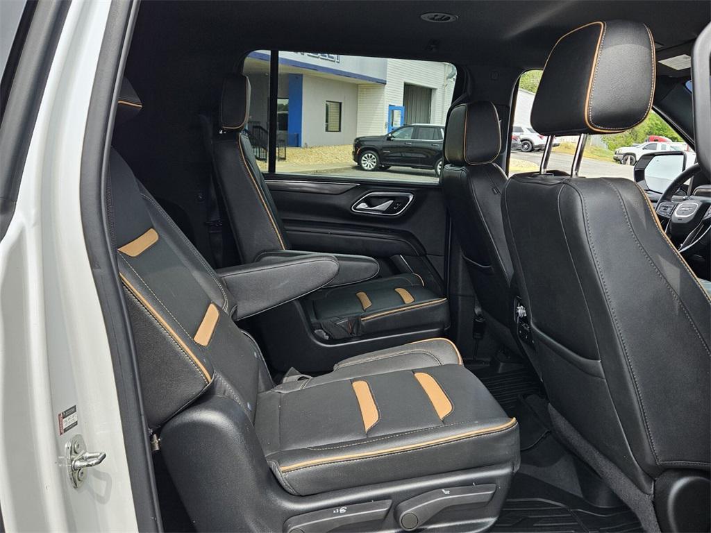 used 2022 GMC Yukon XL car, priced at $48,995