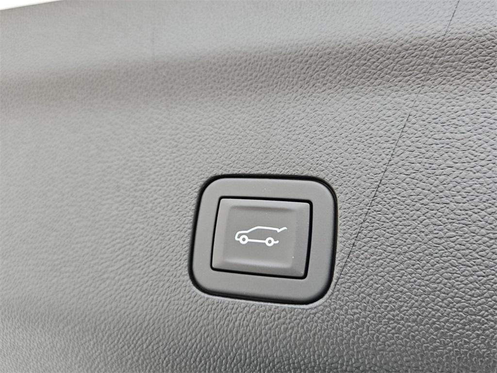 new 2025 Chevrolet Suburban car, priced at $84,516