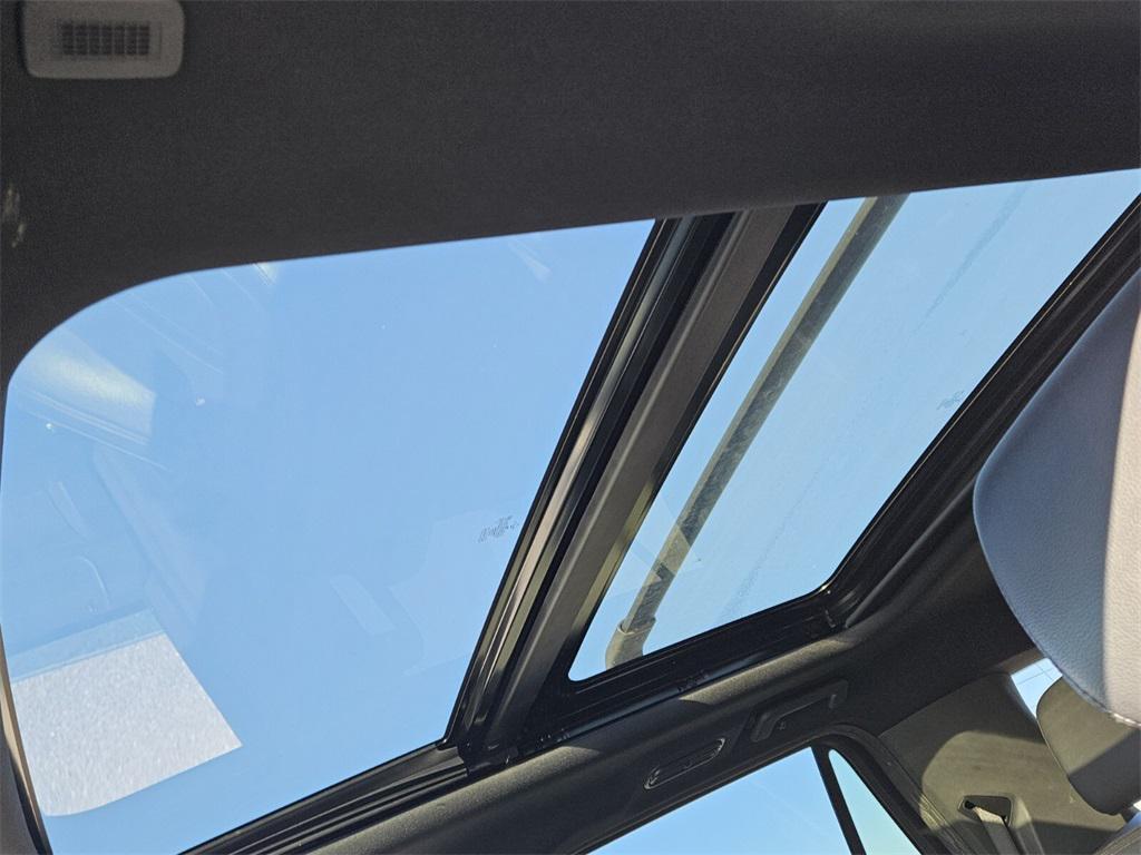 used 2020 Ford Expedition car, priced at $31,900