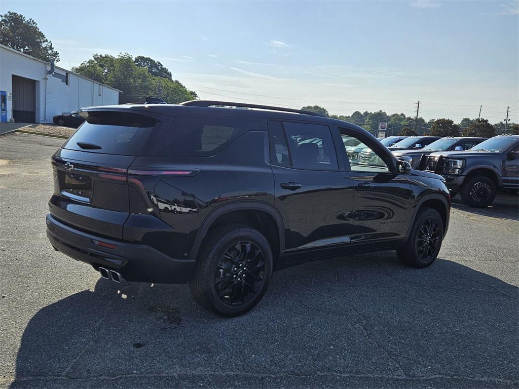 new 2025 Chevrolet Traverse car, priced at $47,316