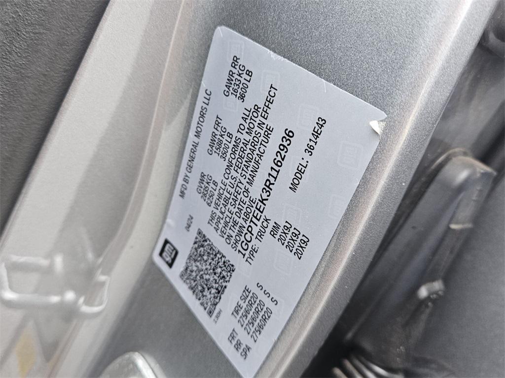 used 2024 Chevrolet Colorado car, priced at $37,995