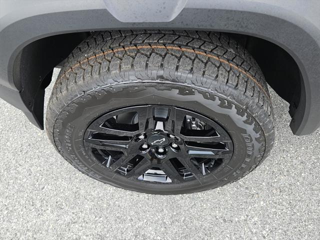 new 2025 Chevrolet Colorado car, priced at $44,051