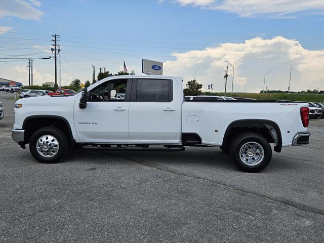 new 2025 Chevrolet Silverado 3500 car, priced at $76,865