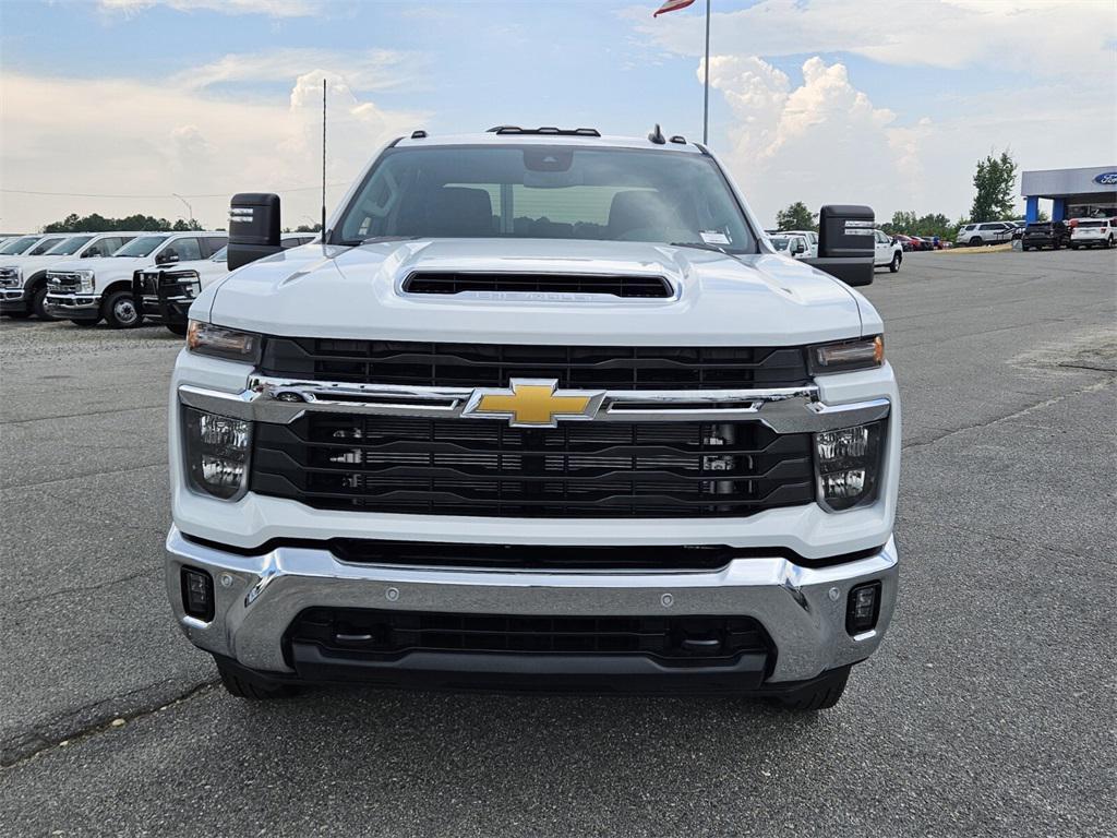 new 2025 Chevrolet Silverado 3500 car, priced at $76,865