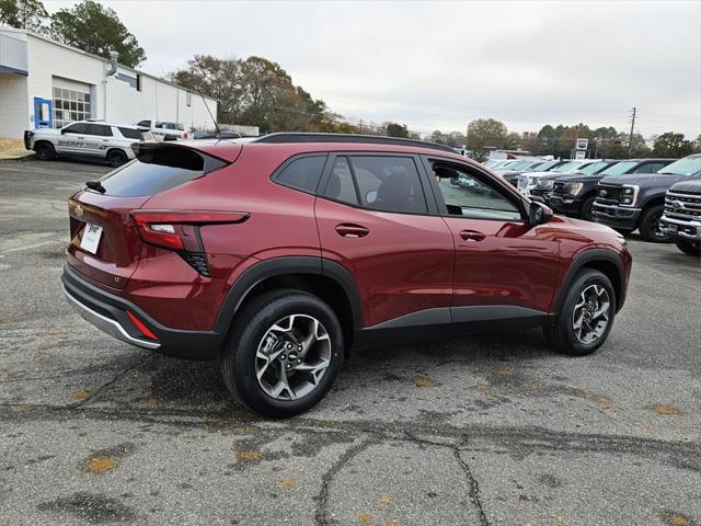 new 2025 Chevrolet Trax car, priced at $25,025