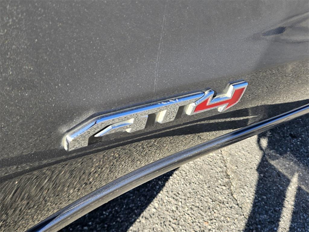 used 2022 GMC Sierra 1500 car, priced at $43,250