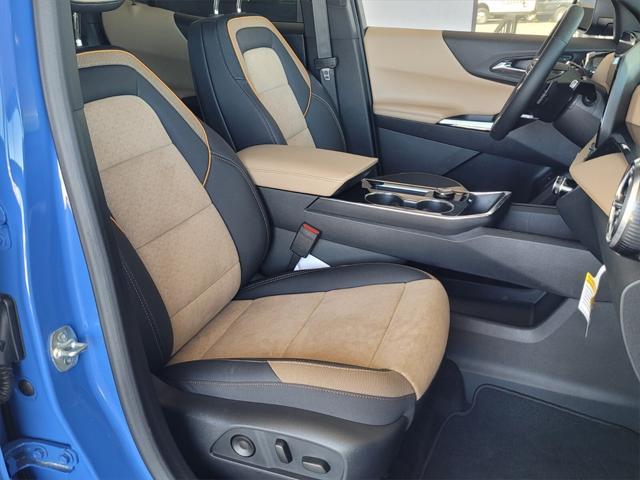 new 2025 Chevrolet Equinox car, priced at $38,017