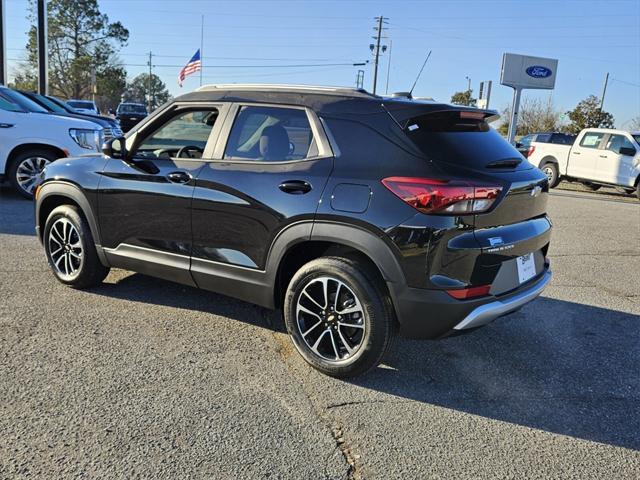 new 2025 Chevrolet TrailBlazer car