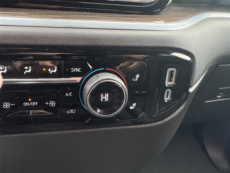 used 2022 Chevrolet Silverado 1500 car, priced at $38,000