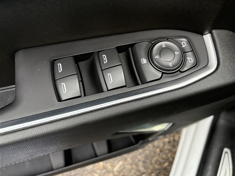 used 2022 Chevrolet Silverado 1500 car, priced at $38,000