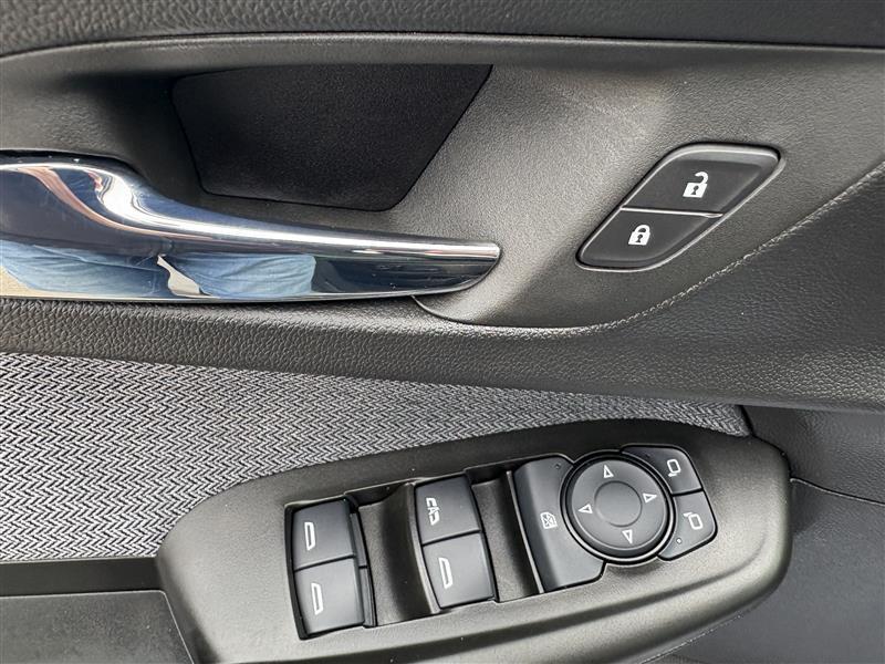 used 2023 Chevrolet TrailBlazer car, priced at $26,500