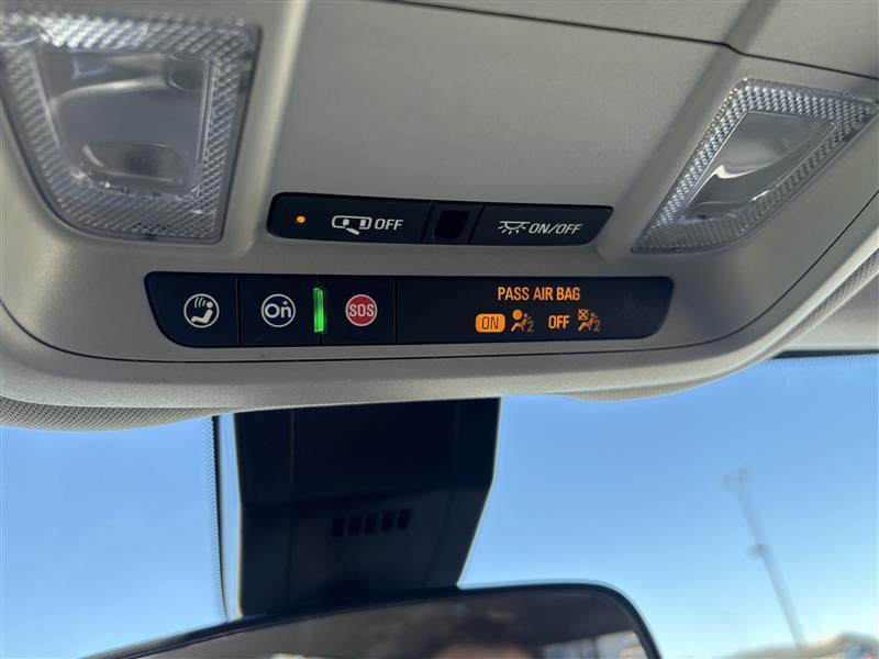 used 2022 Chevrolet Equinox car, priced at $23,900