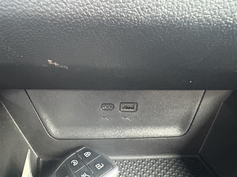 used 2025 Chevrolet Equinox car, priced at $29,999