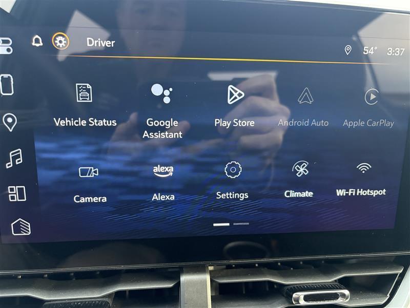 used 2025 Chevrolet Equinox car, priced at $29,999