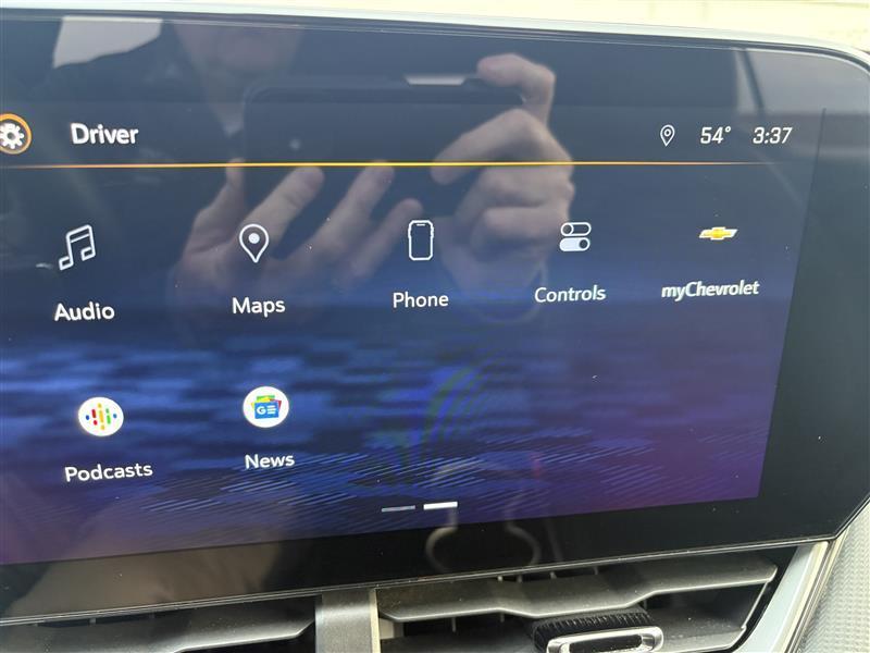 used 2025 Chevrolet Equinox car, priced at $29,999